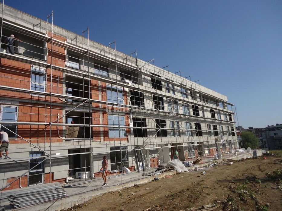 Продава се Двустаен апартамент в София, Малинова долина - 67 кв.м за 2340 €/кв.м - Снимка #2