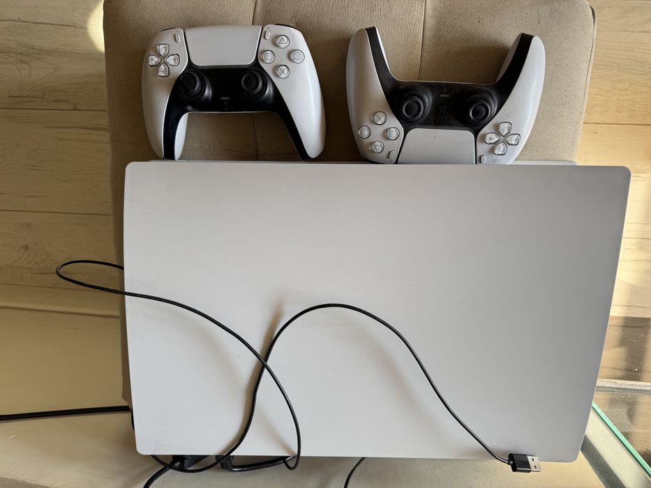 Ps5  Дигитален два джойстика