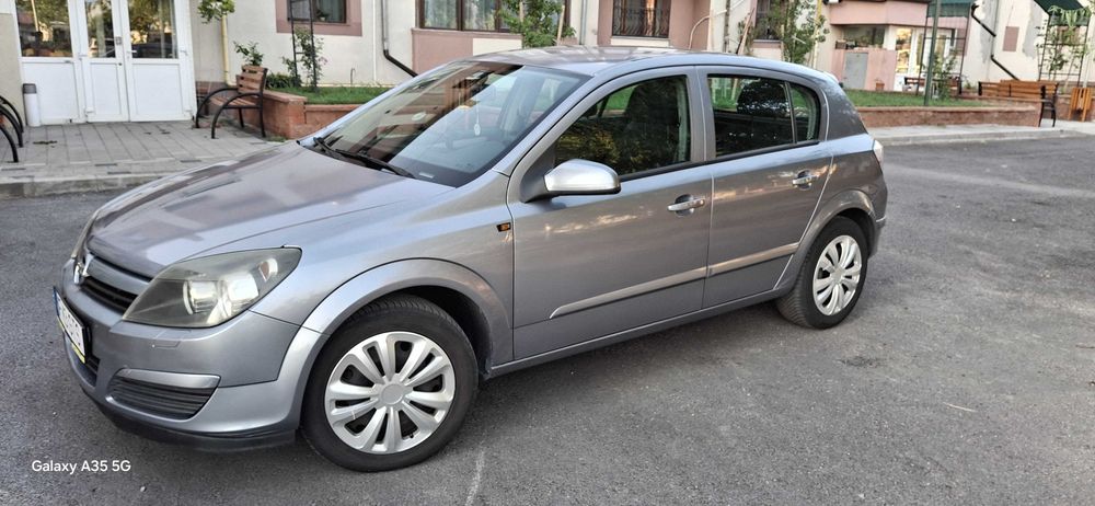 Opel Astra H 1.6
