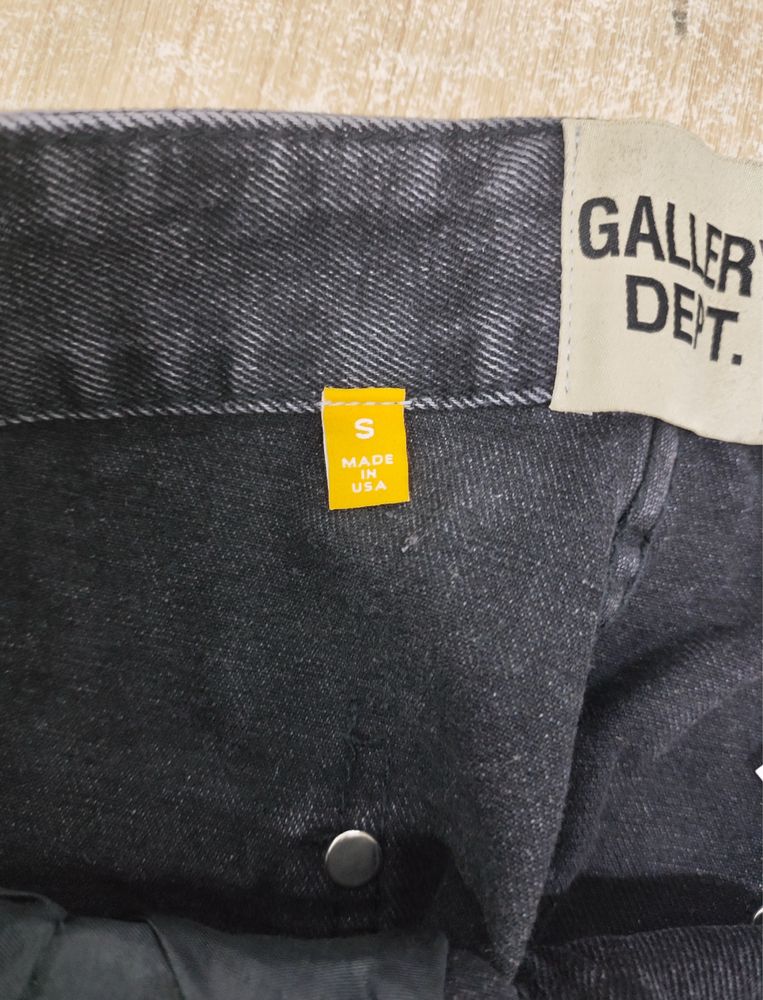 Маркови дънки Gallery dept