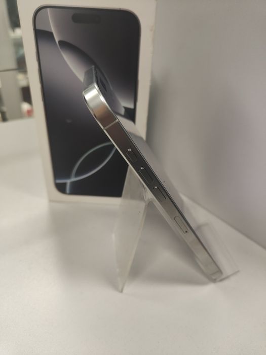 iPhone 16 Pro Max 256 100%