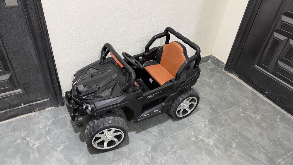 Продается машина на пульту управления