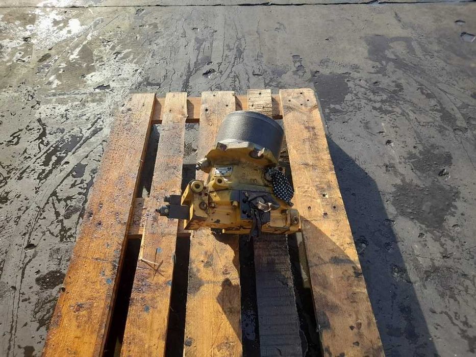 Hidromotor Linde BMV-135 pentru buldozer Liebherr PR722