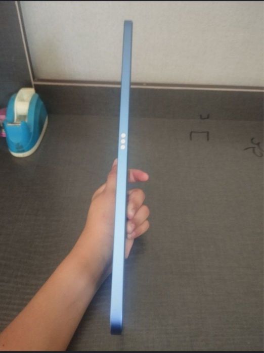 Ipad 10 sotiladi yoki abmen bor