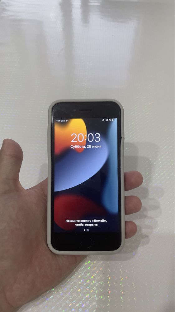 Продам айфон 7..