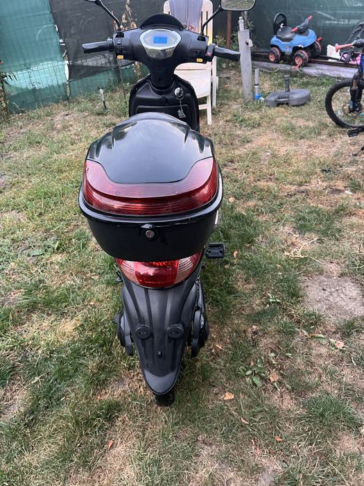 Vând scuter electric