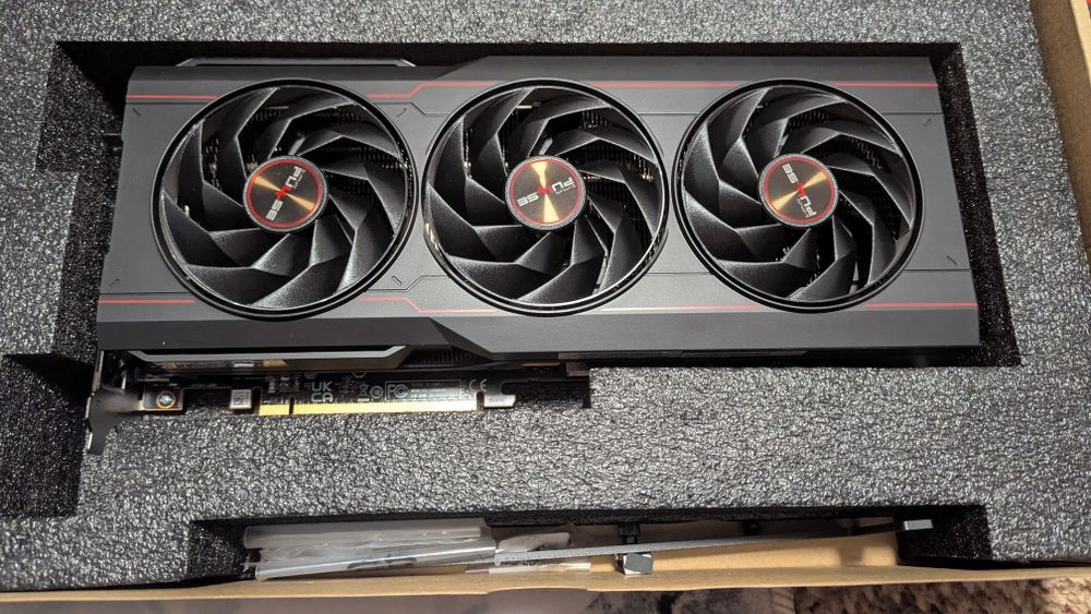 Placa video Rx 7900 xtx Sapphire Pulse 24gb Gddr6