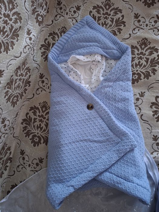 Продам конверт на выписку