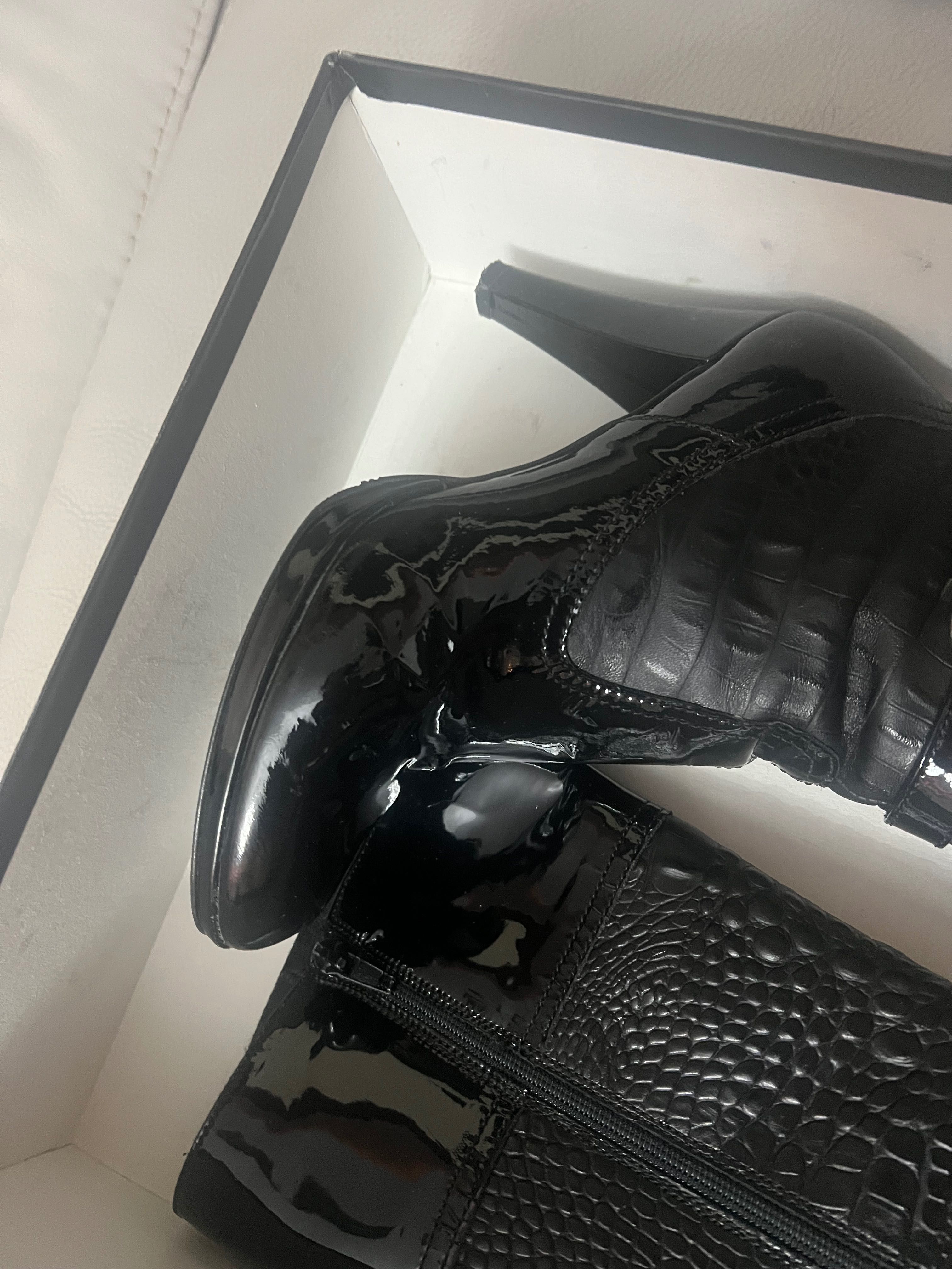 Vand cizme din piele Croco