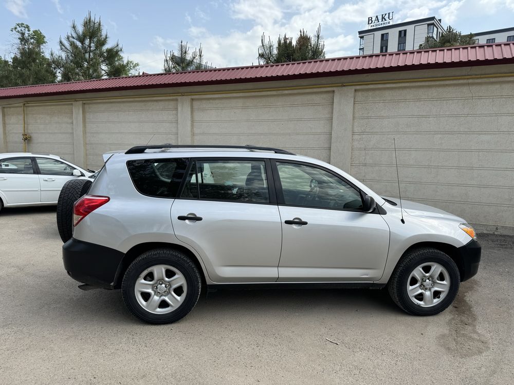 Продается Toyota Rav4