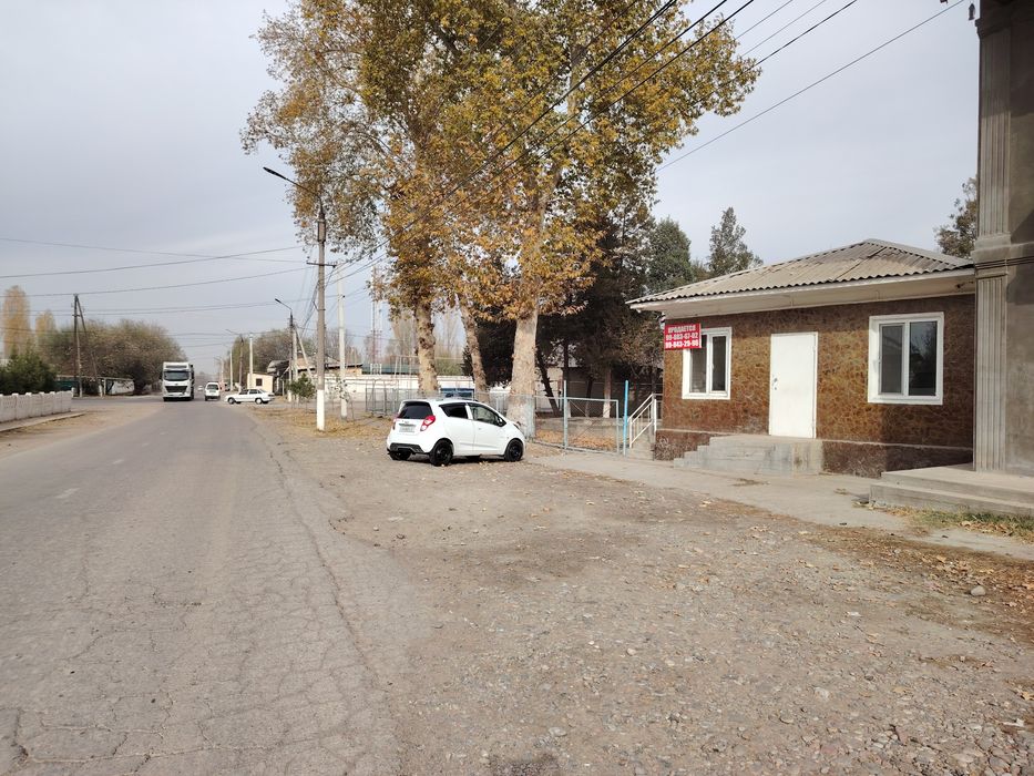 Yer sotiladi Magazin va choyxona tayyor biznes