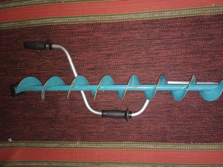 Продам бур  100 бу