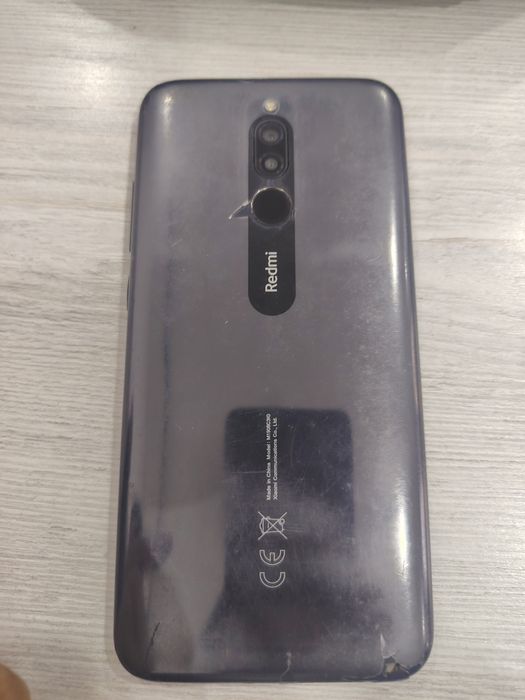 Redmi 8 xolat yaxshi 32 Talik 4ga