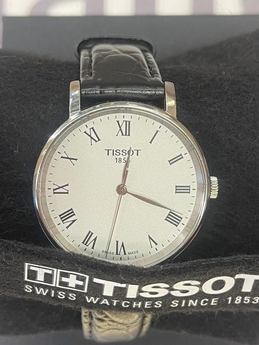 Ceas dama Tissot Everytime T143.210.16.033.00 Full box -A-