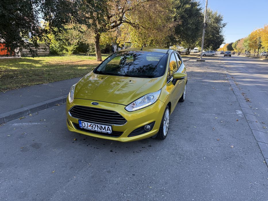 Ford Fiesta an 2015 Titanum