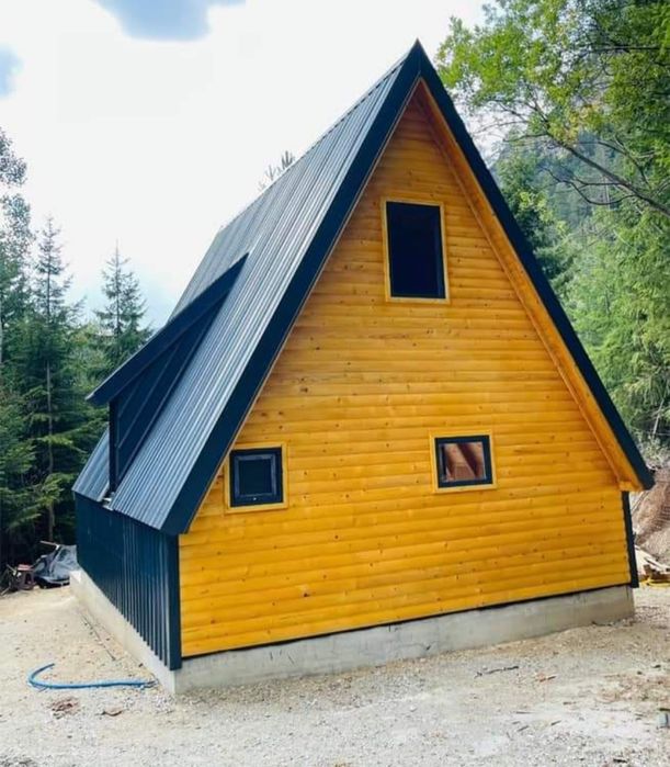 Vând/fac cabane din lemn tip A 

Orice dimisiune 

La schimb cu masini