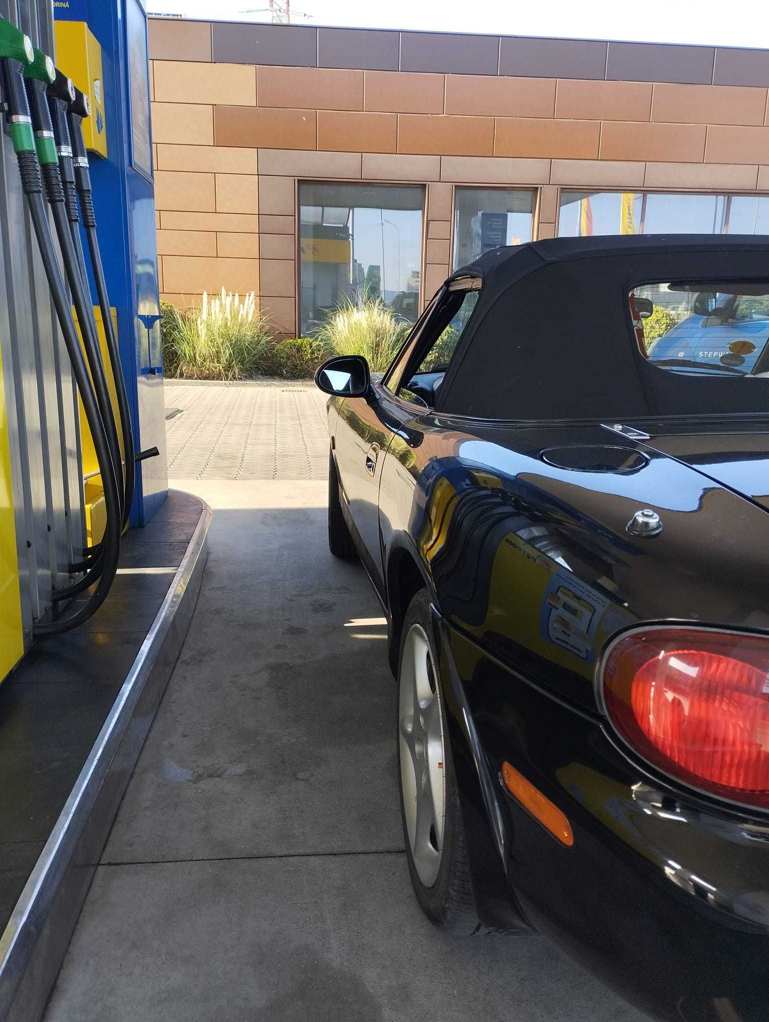 Vând Mazda MX5 Miata NBFL (NB2)