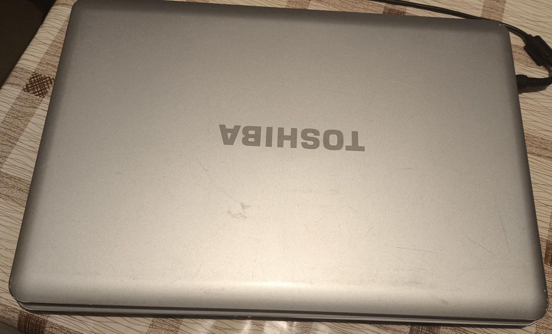 Лаптоп Toshiba Satellite L500-1U7