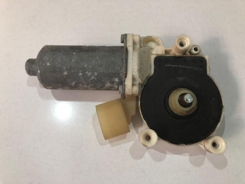 Motoras macara geam stanga fata 0130821460 BMW X5 E70 [2006 - 2010]