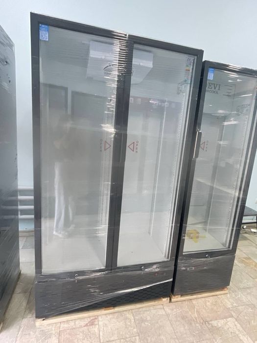 Акция !!! Продаются витринние холодильники