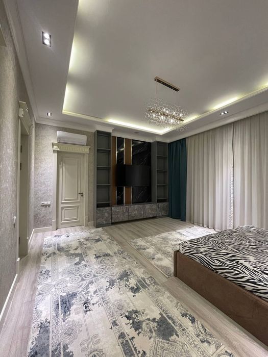 Tashkent city Boulevard 3xona  uy 3200y.e