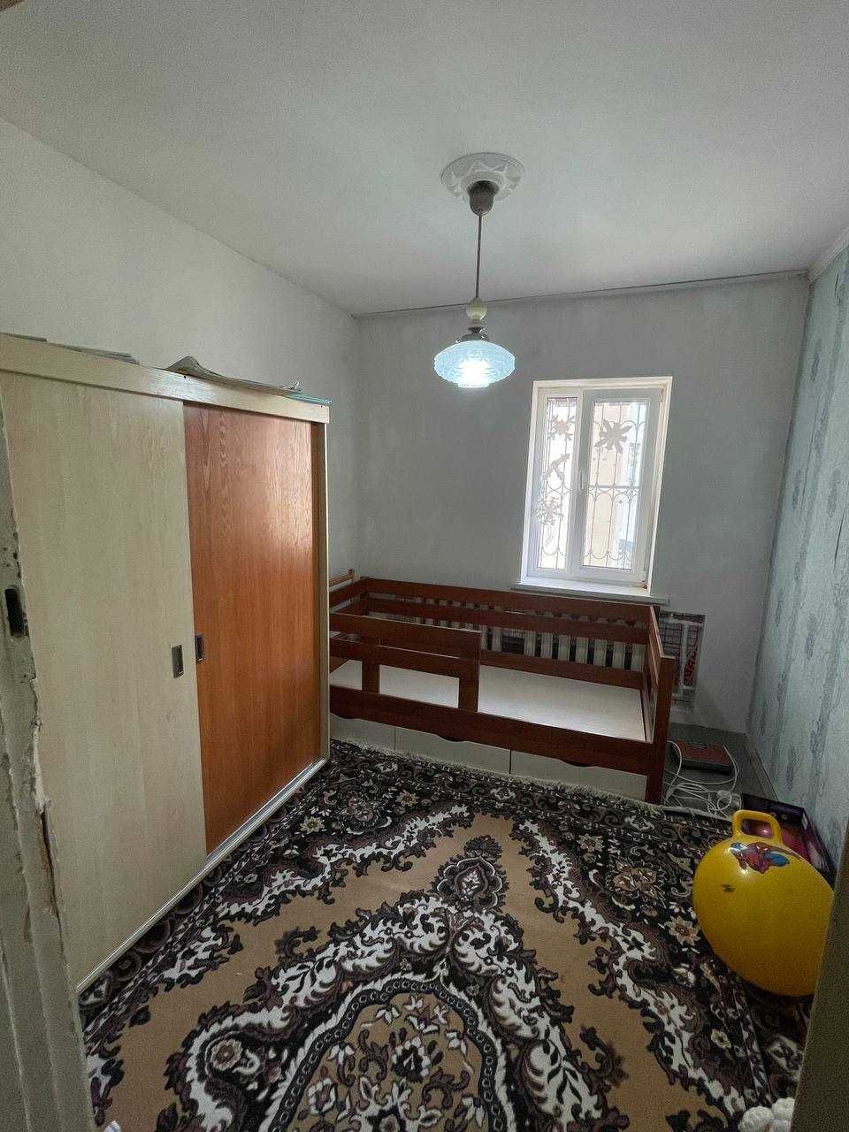 Срочно! 3-ком квартира в Сергели массив Строитель — 80 м², рядом метро