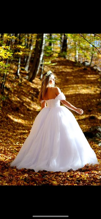 Rochie Mireasa stil printesa !