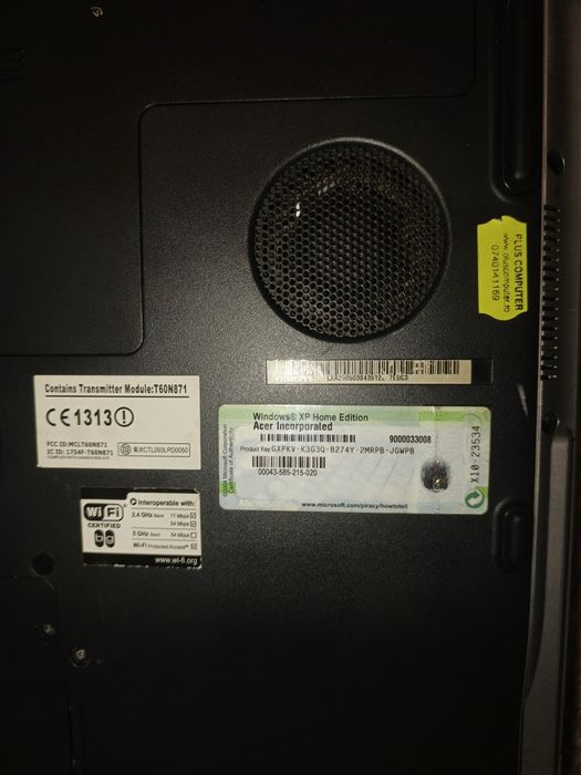 Vand laptop pt piese