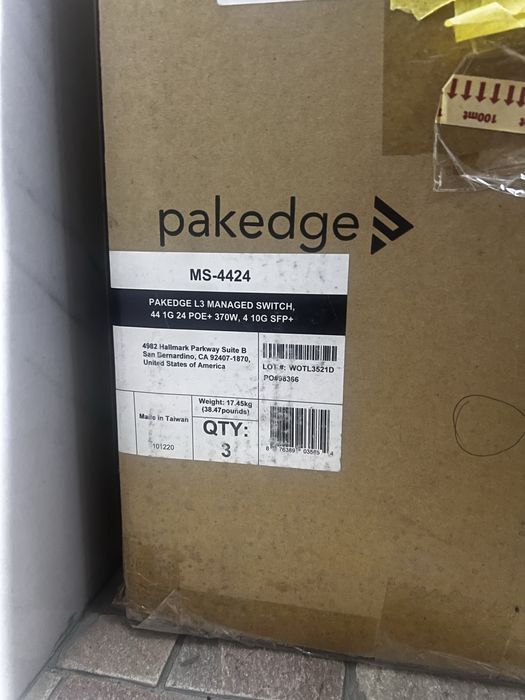 Switch MS-4424 Pakedge