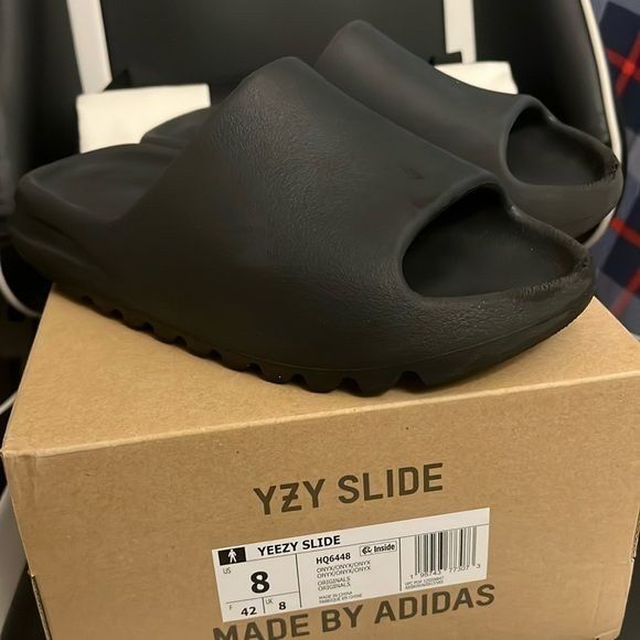 Adidas yeezy slides