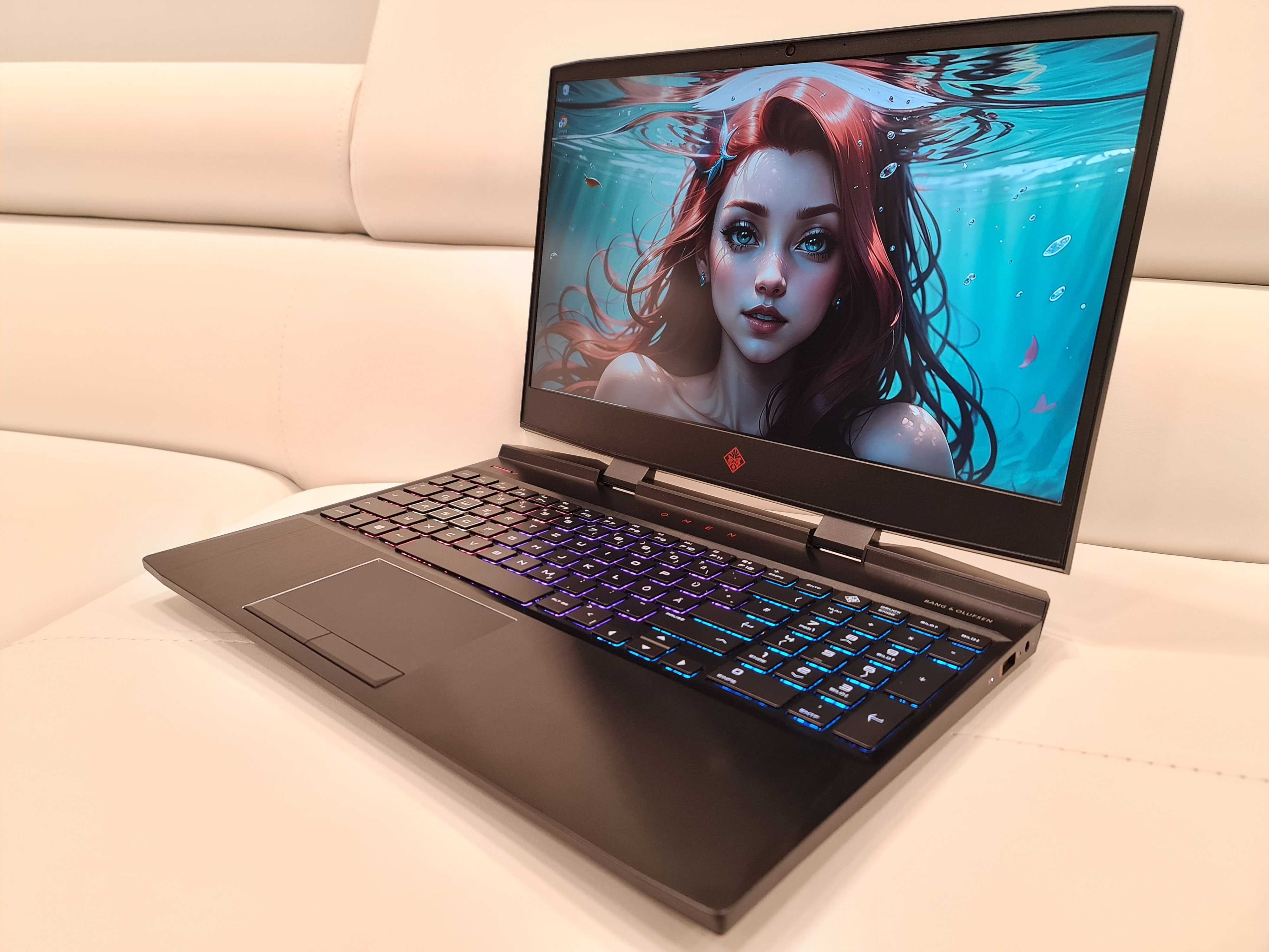 Laptop gaming nou HP, intel core- i7-8750H, video NVIDIA, ram 16 gb