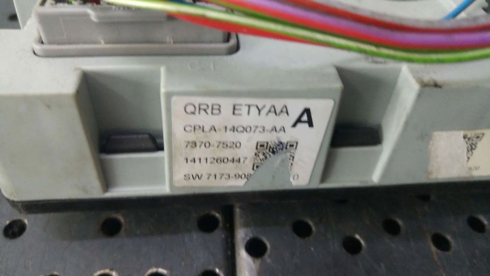 Panou tablou sigurante 3.0 d land rover range rover sport 2 l494 cpla14q073aa