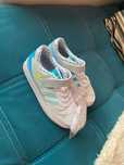Adidas marimea 35 noi mamici/copiii