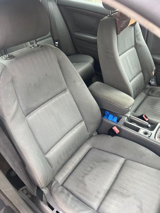 Vând Audi. A4 1:9 TDI