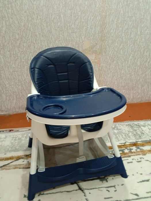 Детский столик для кормления