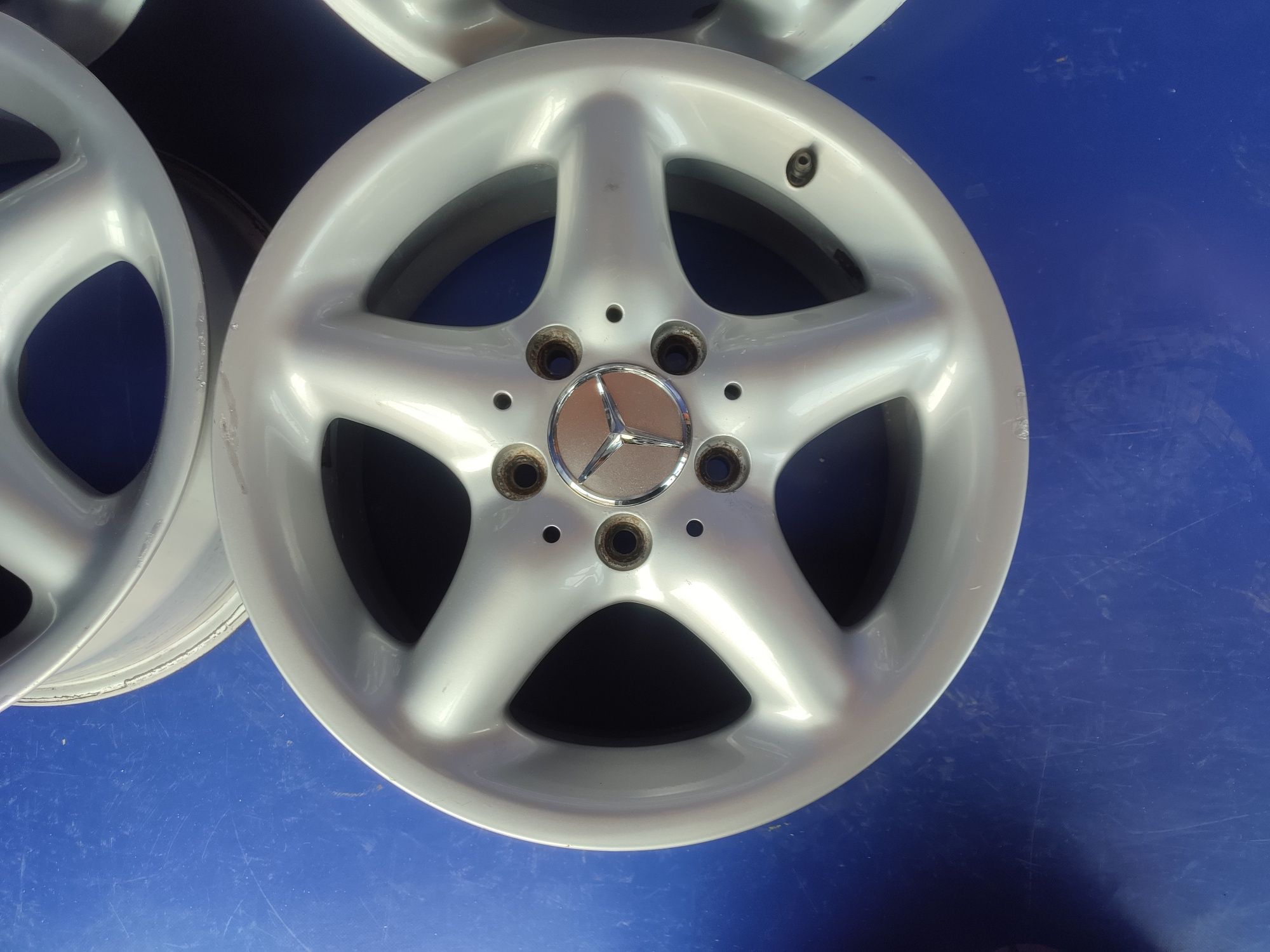 Диски R15 5× 112 на Мерседес Оригинал