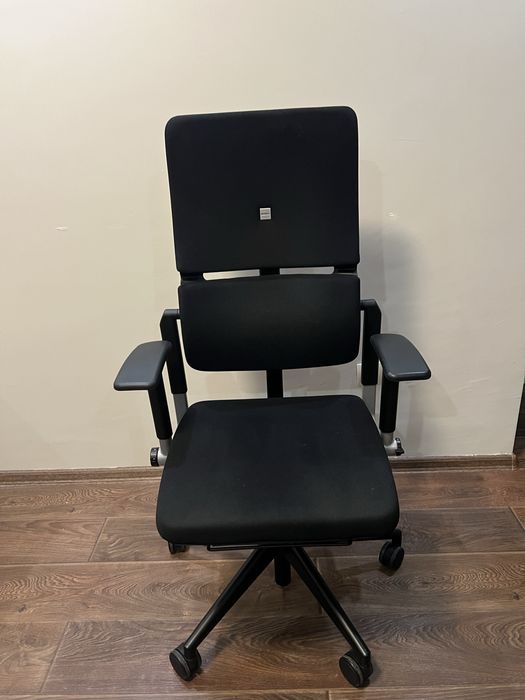 Steelcase Please — премиум ергономичен офис стол