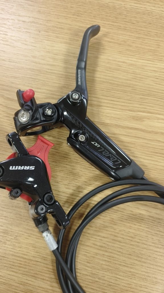 Нови  Комплект карбонови SRAM Level Ultimate Disc Brake