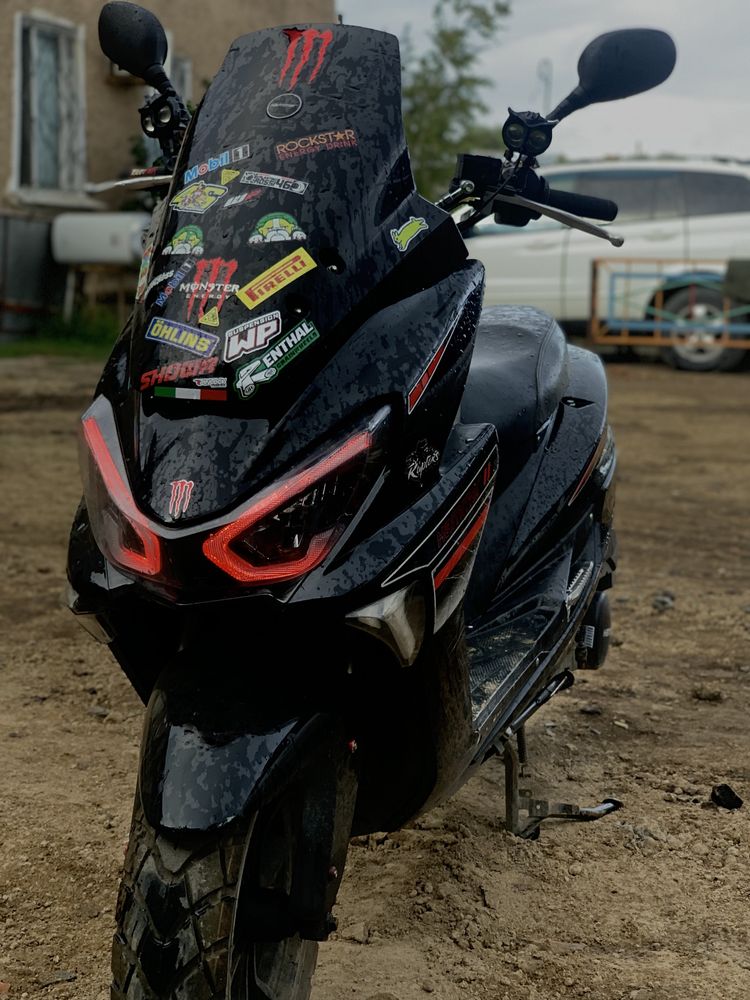 мопед MAXI 125 кубов
