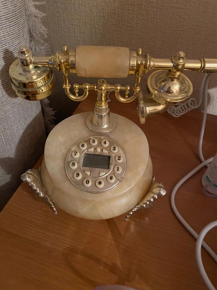 Телефон Антиквариат