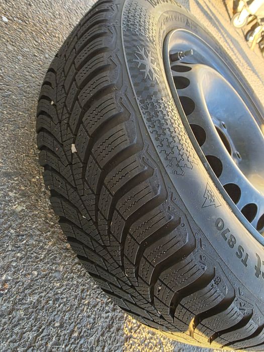 Зимни гуми с джанти 185/65/15 Renault