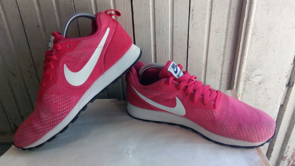 ''Nike MD Runner 2 ''оригинални маратонки 39 номер