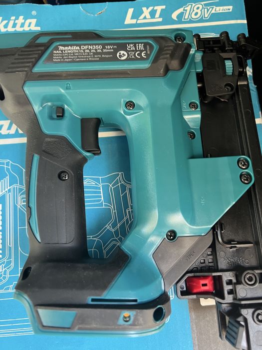 Pistol de cuie/capse Makita  DFN 350-18V Nou