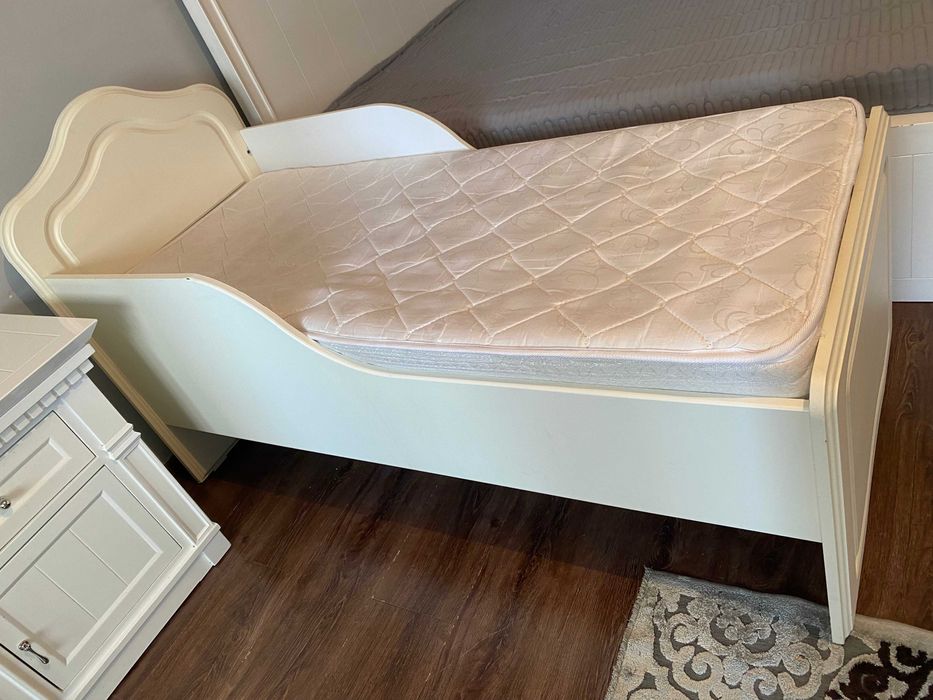 детская кровать натуральное дерево