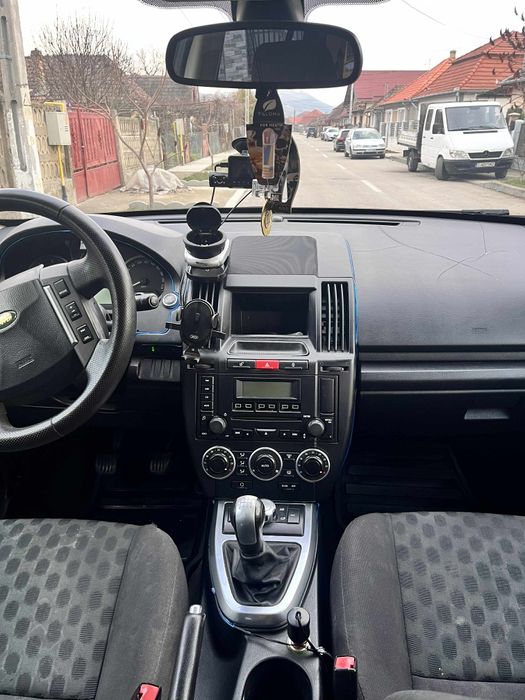 Vând land rover freelander 2