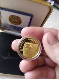 Золотая монета с бриллиантами