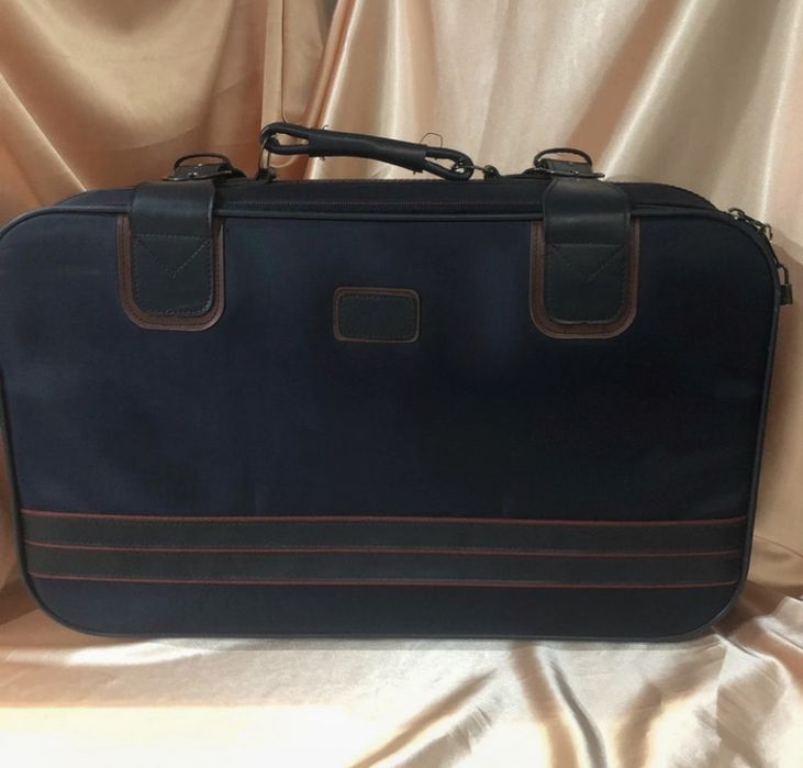 Geamantan în stare foarte bună