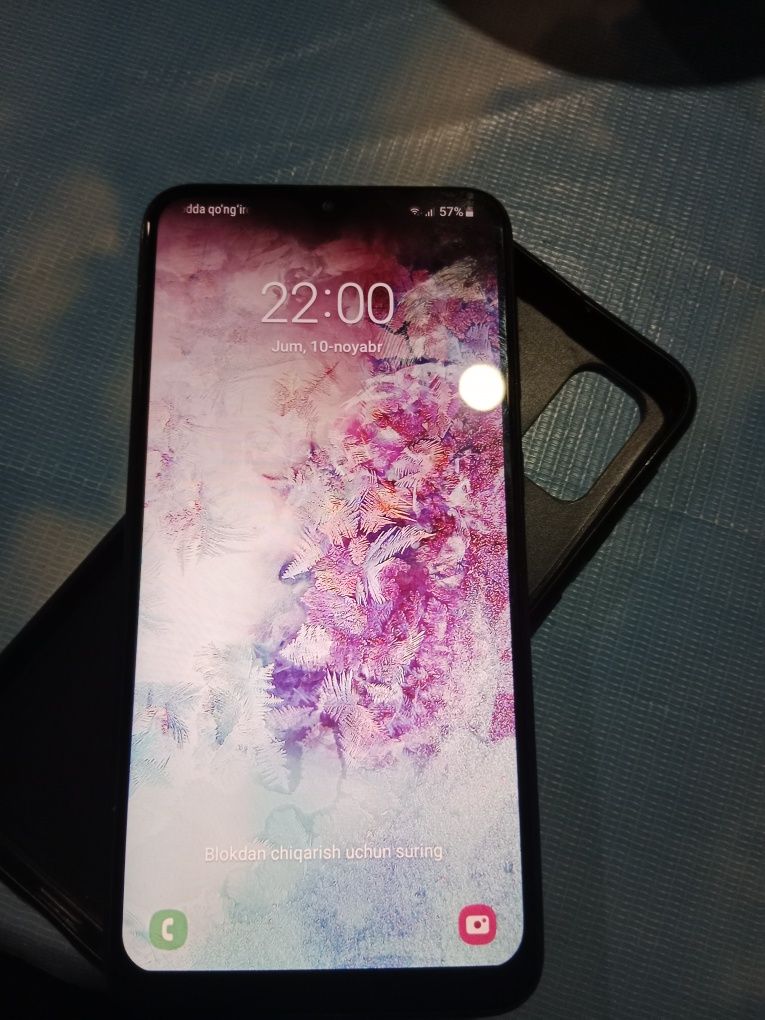 Samsung A10 sotilad