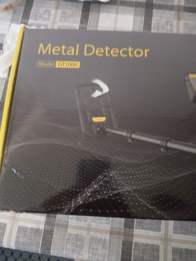 Detector de metale