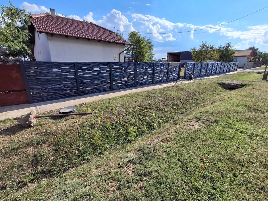 Producem gard de beton Și Confecții metalice